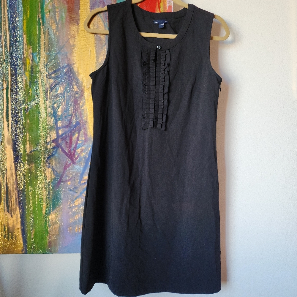 Black GAP tuxedo front dress size 8